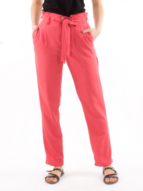 Pantaloni rose cu croi drept